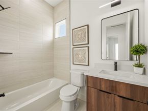7130 Saint Augustine Street AB, Houston TX 77021