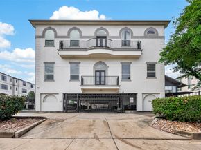 5801 Winsome Lane 202, Houston TX 77057