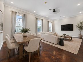 5801 Winsome Lane 202, Houston TX 77057