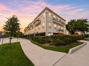 5801 Winsome Lane 202, Houston TX 77057