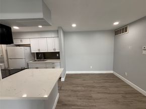 9550 Deering Drive 210, Houston TX 77036