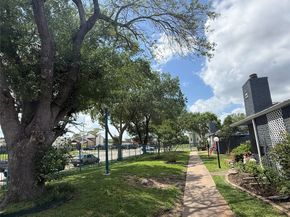 9550 Deering Drive 210, Houston TX 77036