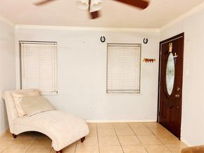 11643 Chimney Rock Road B, Houston TX 77035