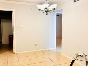 11643 Chimney Rock Road B, Houston TX 77035