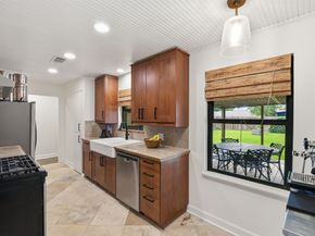 5325 Nina Lee Lane, Houston TX 77092