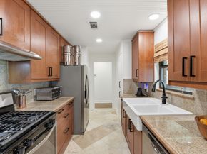 5325 Nina Lee Lane, Houston TX 77092