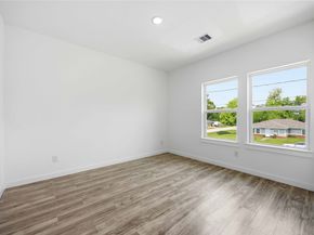 7502 Laura Koppe Road CD, Houston TX 77028