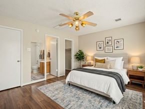 5247 Panay Park Drive, Houston TX 77048