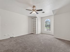 6002 Villa Hills Drive, Houston TX 77066
