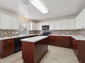6002 Villa Hills Drive, Houston TX 77066