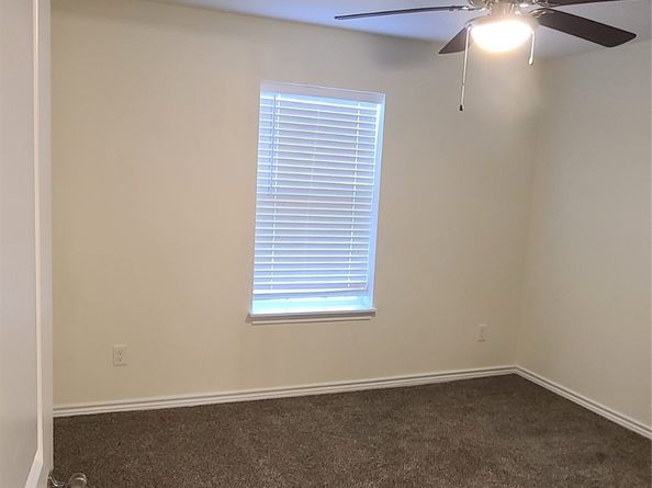 2800 Jeanetta Street 1209, Houston TX 77063