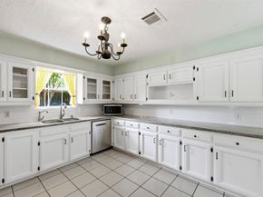 2015 Shady Branch Drive, Kingwood TX 77339
