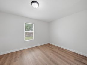 5207 Enyart Street, Houston TX 77021