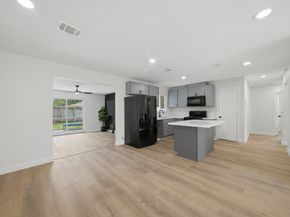 5207 Enyart Street, Houston TX 77021
