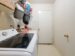 11007 Desert Springs Circle, Houston TX 77095