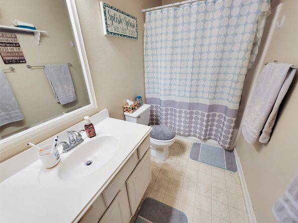 11007 Desert Springs Circle, Houston TX 77095