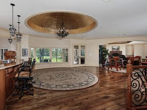19 Hepplewhite Way, The Woodlands TX 77382