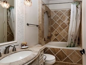 19 Hepplewhite Way, The Woodlands TX 77382