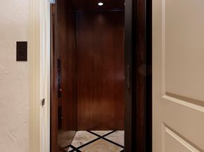 19 Hepplewhite Way, The Woodlands TX 77382