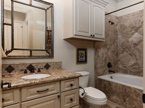 19 Hepplewhite Way, The Woodlands TX 77382