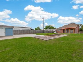 2406 Droxford Drive, Houston TX 77008