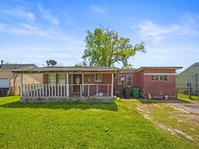 13338 Vicksburg Street, Houston TX 77015