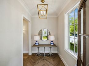 10801 Long Shadow Lane, Hunters Creek Village TX 77024