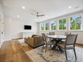 10801 Long Shadow Lane, Hunters Creek Village TX 77024