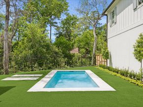 10801 Long Shadow Lane, Hunters Creek Village TX 77024