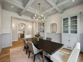 10801 Long Shadow Lane, Hunters Creek Village TX 77024