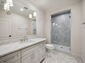 10801 Long Shadow Lane, Hunters Creek Village TX 77024