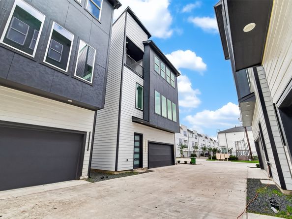 1936 Laverne Street, Houston TX 77080