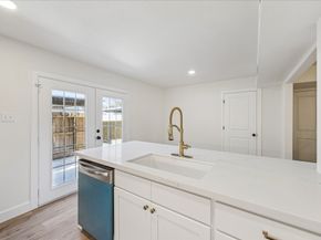 1525 Bonanza Road 525, Houston TX 77062