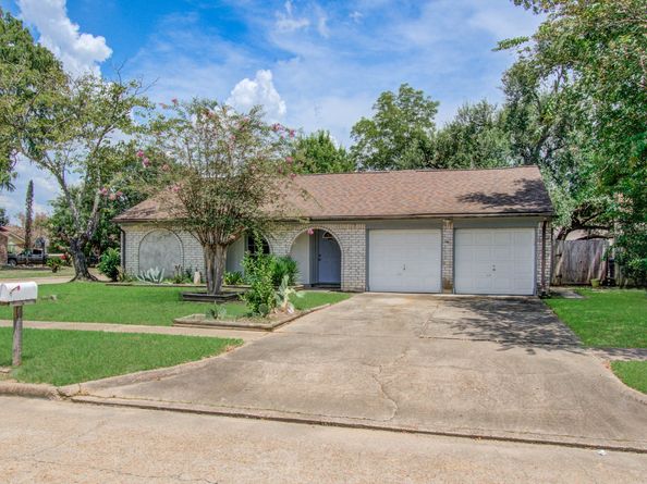 15603 Boulder Oaks Drive, Houston TX 77084