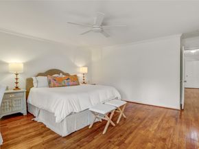 4606 Waynesboro Drive, Houston TX 77035