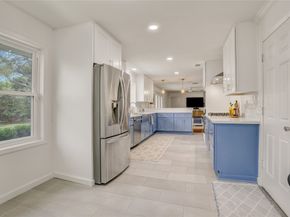 4606 Waynesboro Drive, Houston TX 77035