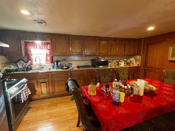 7509 Meadowview Drive, Houston TX 77037