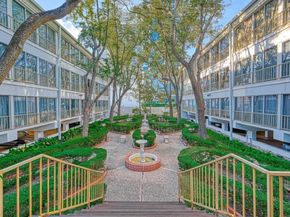 5050 Ambassador Way 314, Houston TX 77056