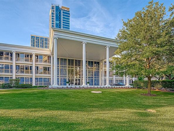 5050 Ambassador Way 314, Houston TX 77056