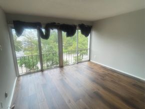 5050 Ambassador Way 314, Houston TX 77056