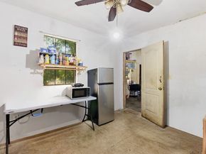 3814 Walker Street, Houston TX 77023