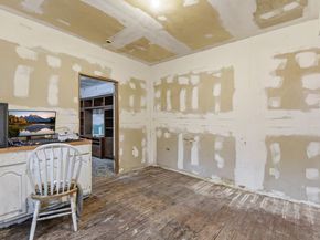 3814 Walker Street, Houston TX 77023