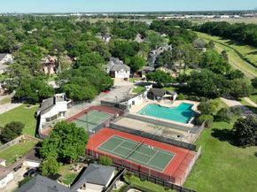 6411 Brittany Park Lane, Houston TX 77066