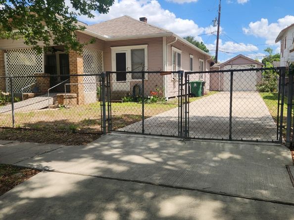 4008 Norhill Boulevard, Houston TX 77009