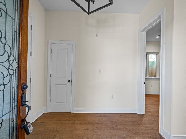 2218 Converse Street C, Houston TX 77006