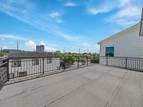 2218 Converse Street C, Houston TX 77006