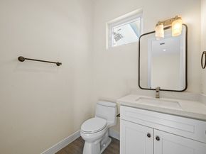 2218 Converse Street C, Houston TX 77006
