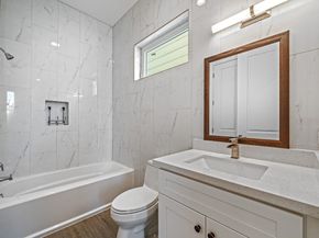 2218 Converse Street C, Houston TX 77006