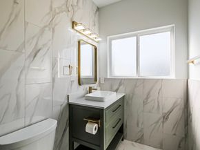 5014 creekmont Drive, Houston TX 77091