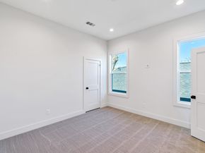 1207 Tabor Street, Houston TX 77009